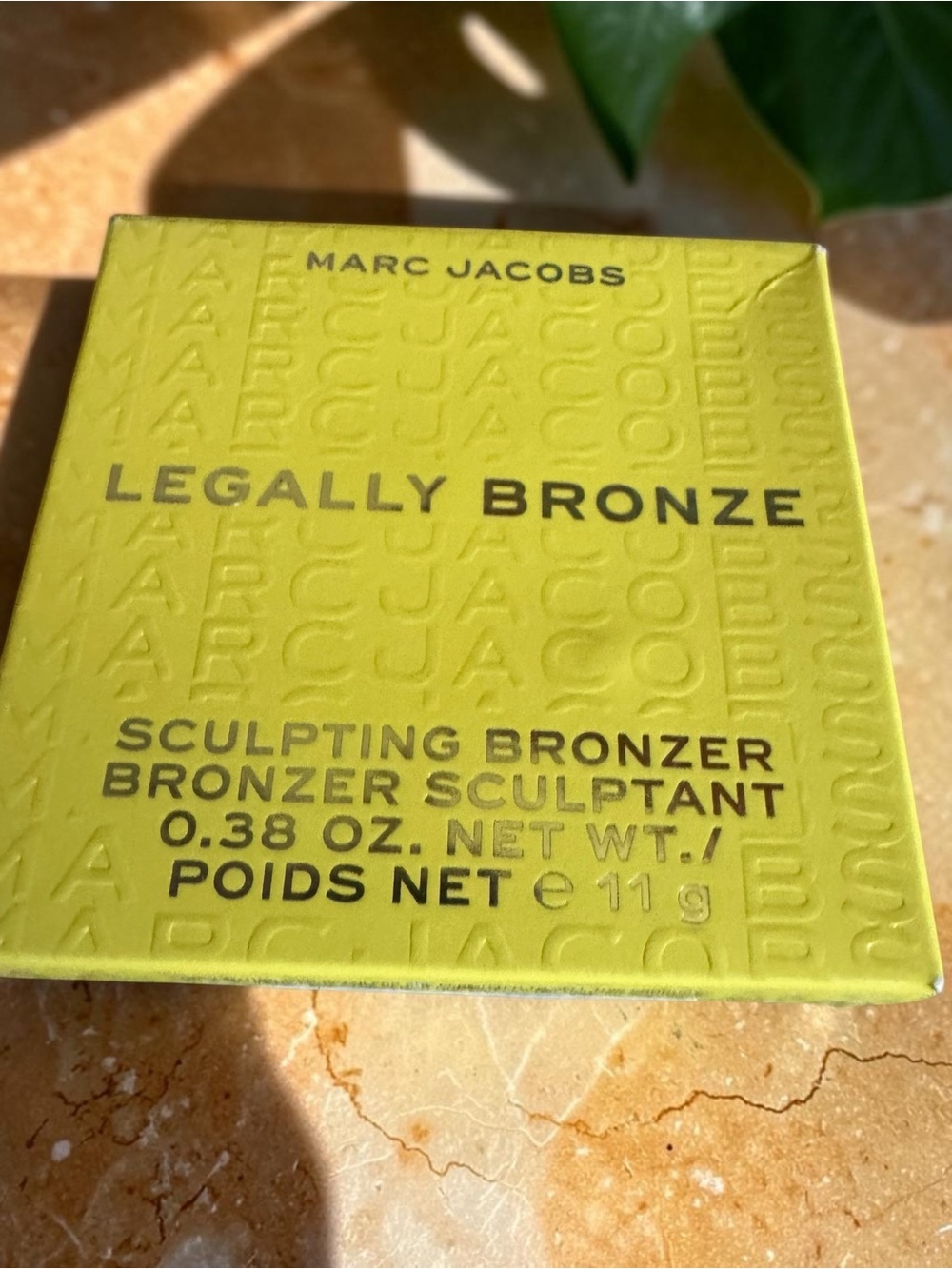 Marc Jacobs Legally Bronze Sculpting Bronzer - in Fair/Pale 10 NIB